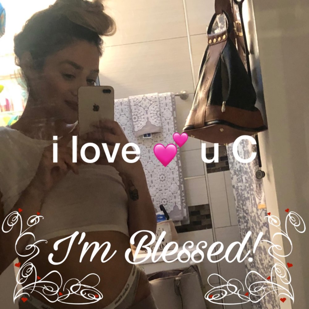 Meet your Posher, Celina